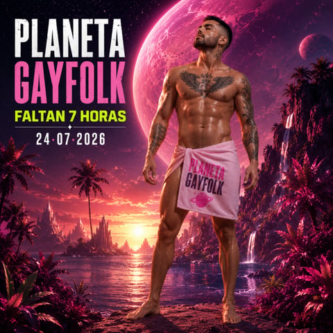 Mike Sain't Louis con toalla PLANETA GAYFOLK frente a un planeta rosa en una jungla — cartel oficial 24.07.2026.